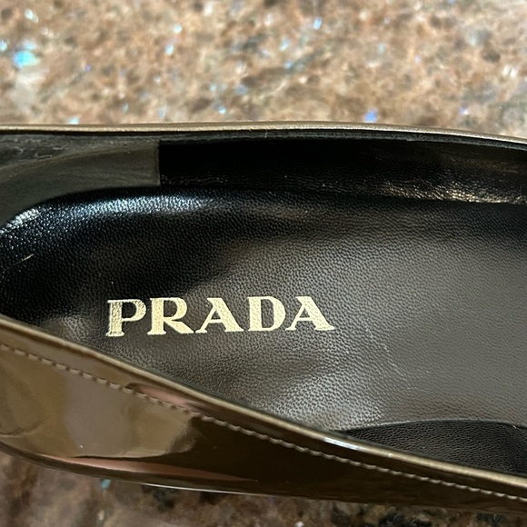 Prada Metalic Green Patent Leather Loafer Kitten Heels - Picture 5 of 9